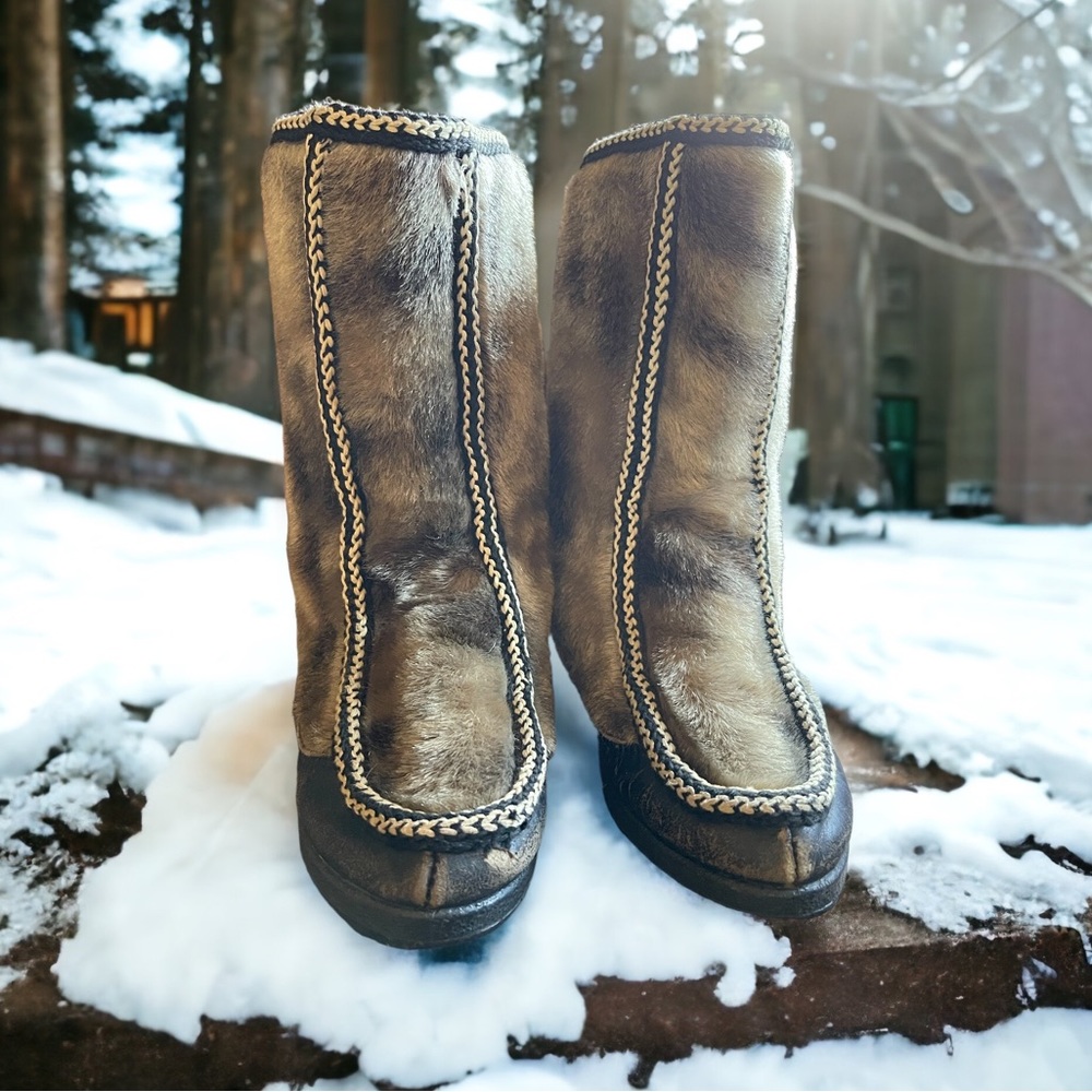 - Vintage 1970 Snowland Nordic Apres Ski Booties Size 6